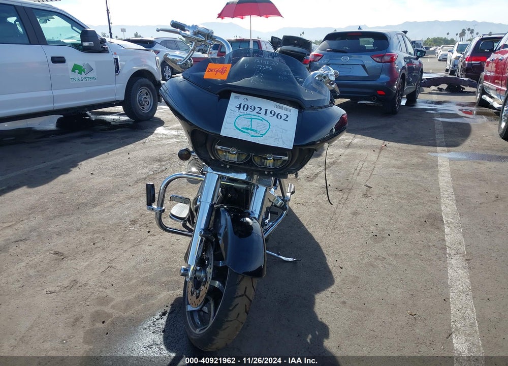 2015 HARLEY-DAVIDSON FLTRX ROAD GLIDE VIN: 1HD1KHM11FB607696