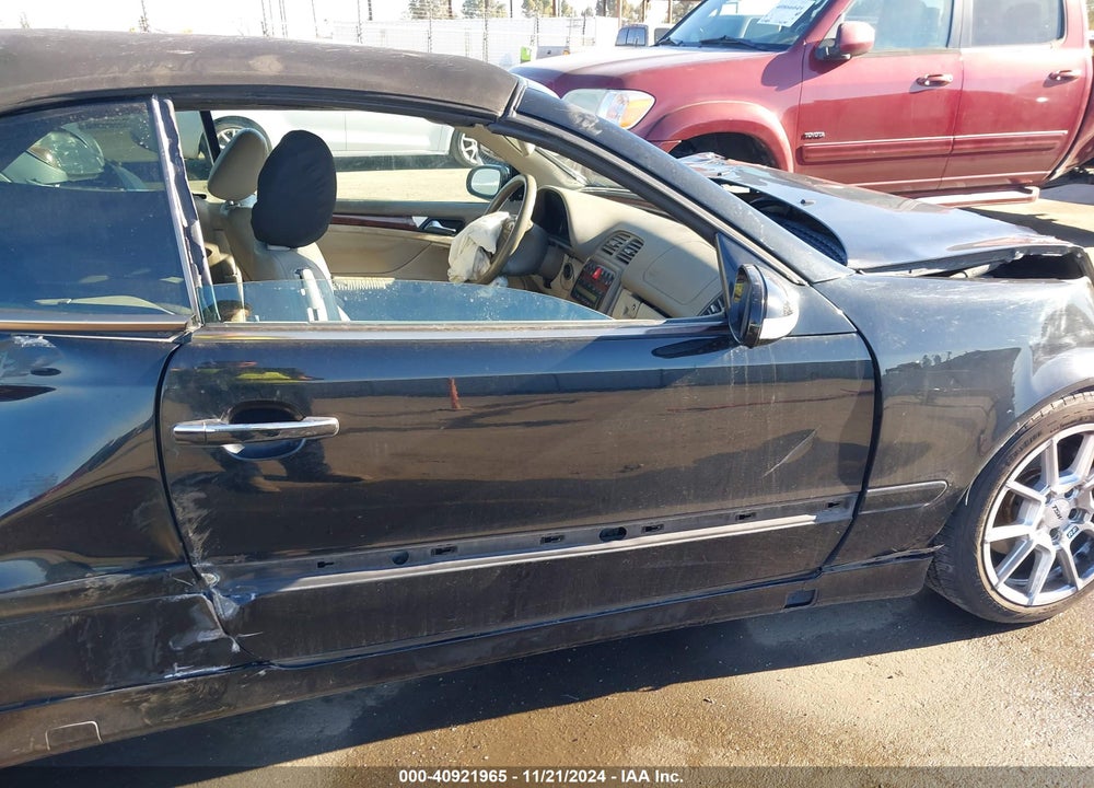 2001 MERCEDES-BENZ CLK 320 VIN: WDBLK65G71T074997