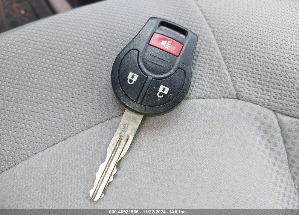 2013 NISSAN ROGUE S VIN: JN8AS5MT9DW534296