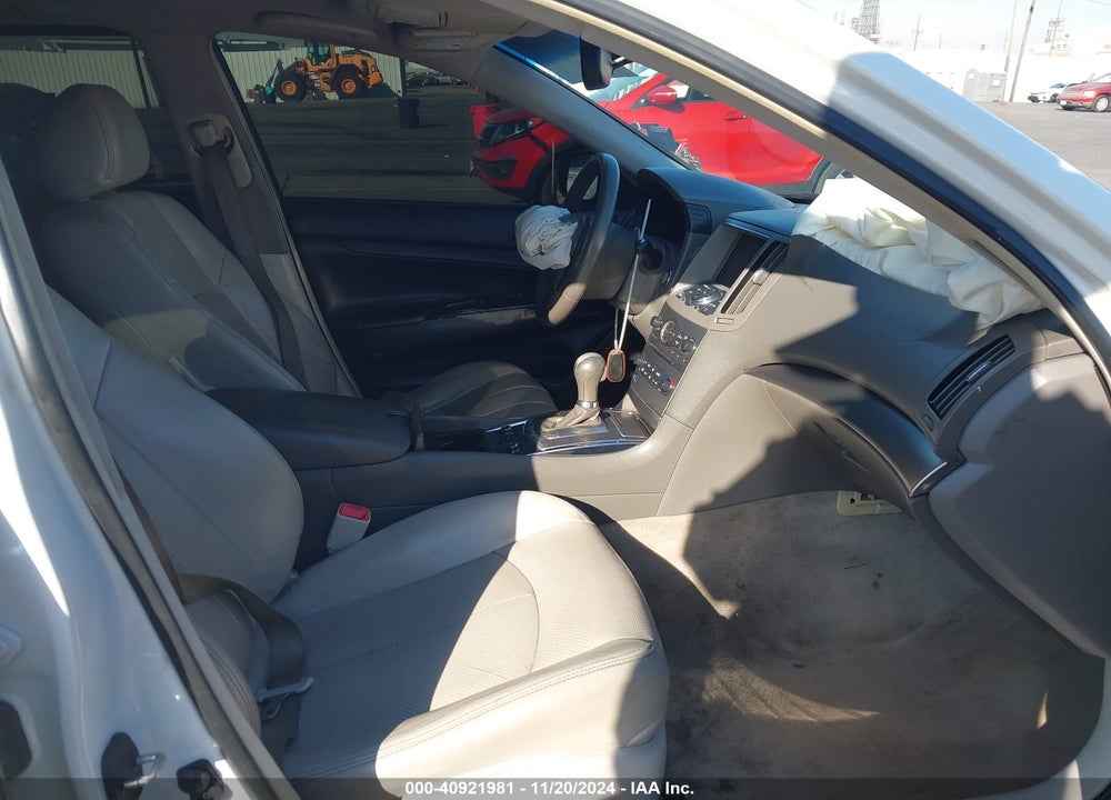 2013 INFINITI G37X VIN: JN1CV6AR7DM750270