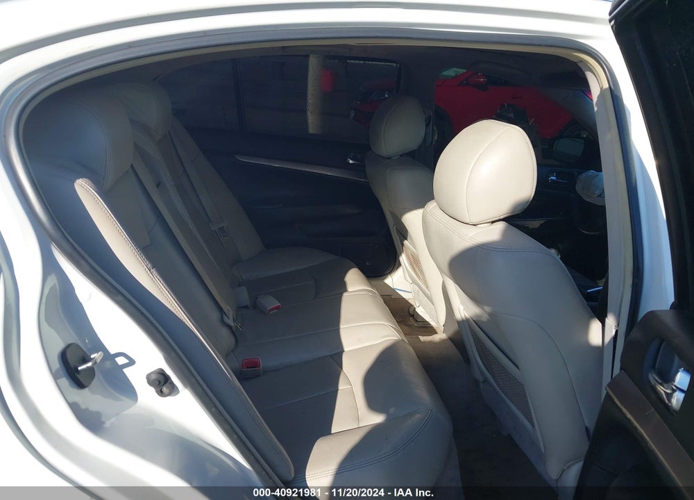 2013 INFINITI G37X VIN: JN1CV6AR7DM750270