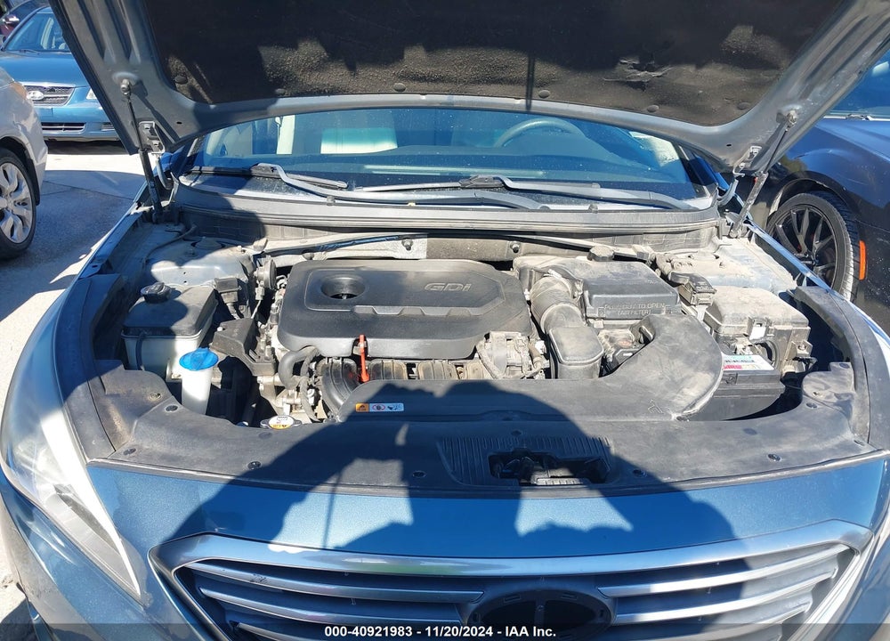 2015 HYUNDAI SONATA SE VIN: 5NPE24AF5FH245687