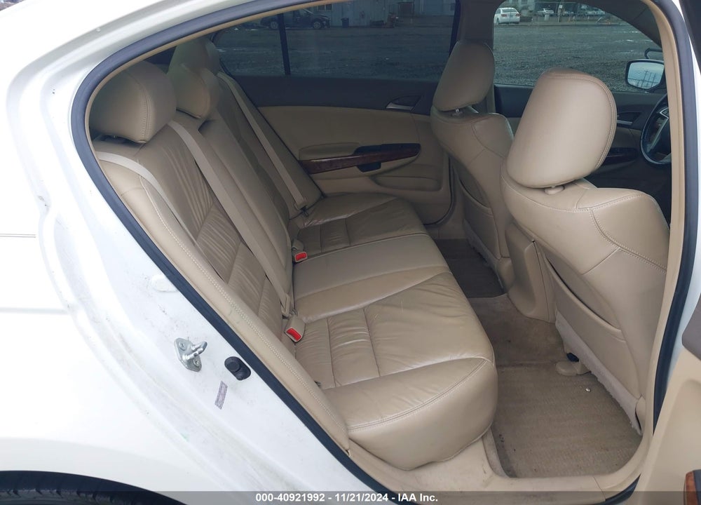 2008 HONDA ACCORD VIN: 1HGCP36888A023816