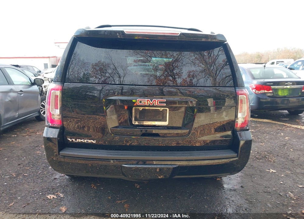 2019 GMC YUKON SLT VIN: 1GKS2BKC2KR155593
