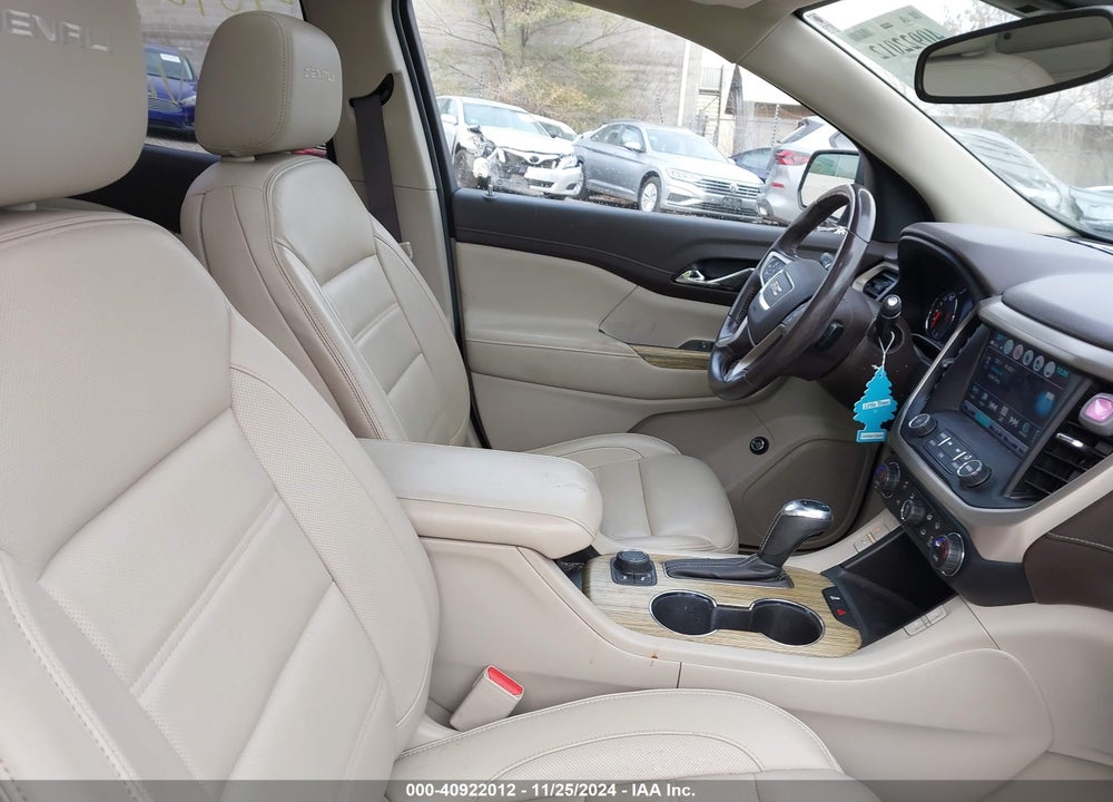 2019 GMC ACADIA DENALI VIN: 1GKKNXLS5KZ157123
