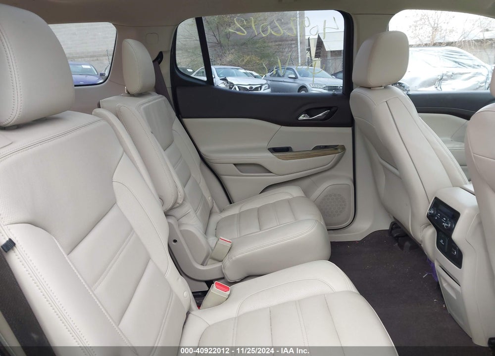 2019 GMC ACADIA DENALI VIN: 1GKKNXLS5KZ157123