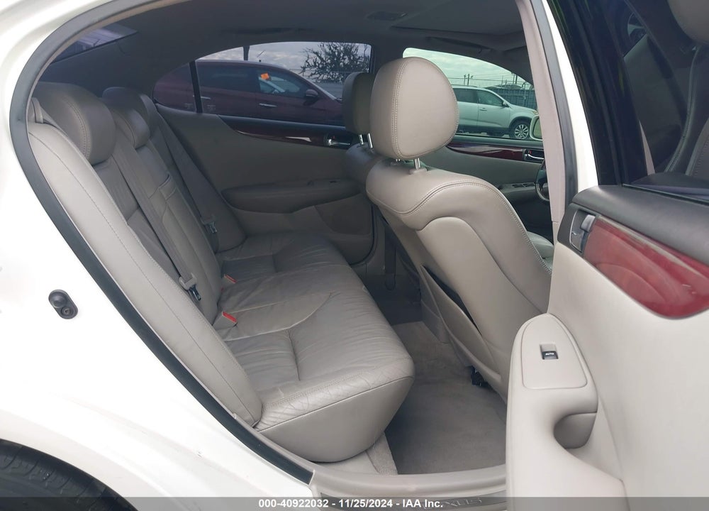 2002 LEXUS ES 300 VIN: JTHBF30G220029636