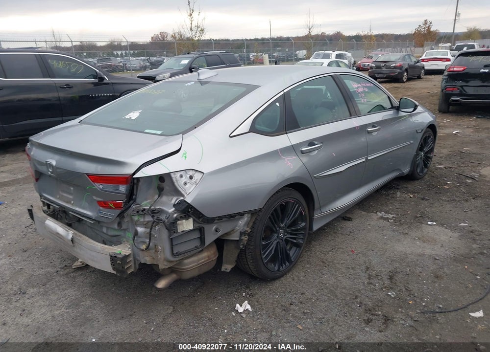 2018 HONDA ACCORD HYBRID TOURING VIN: 1HGCV3F92JA009334