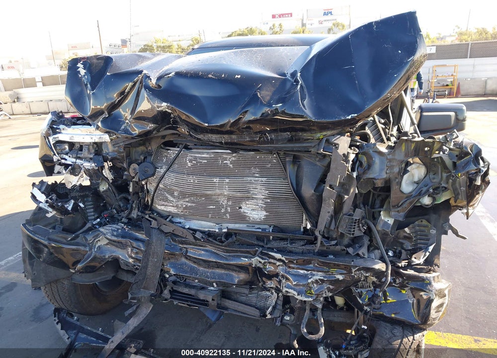 2022 CHEVROLET SILVERADO VIN: 3GCUDEET4NG675231