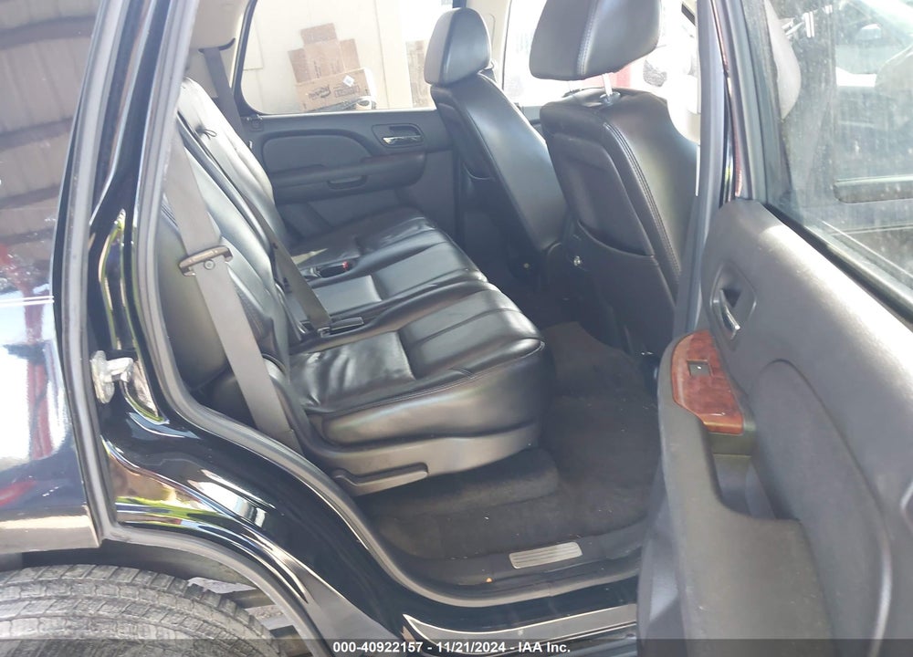 2007 CHEVROLET TAHOE LT VIN: 1GNFC13J27R290931