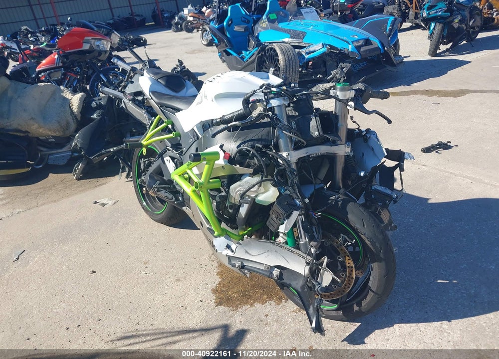 2017 KAWASAKI ZX1000 S VIN: JKAZXCS10HA009209