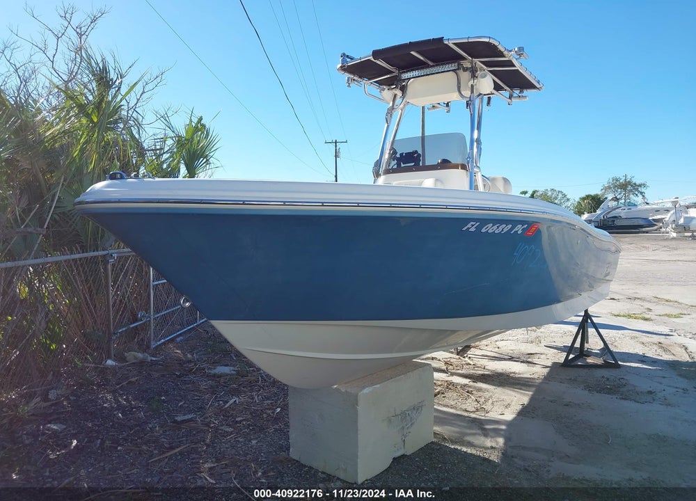 2011 PIONEER OTHER VIN: FVZC1557E011