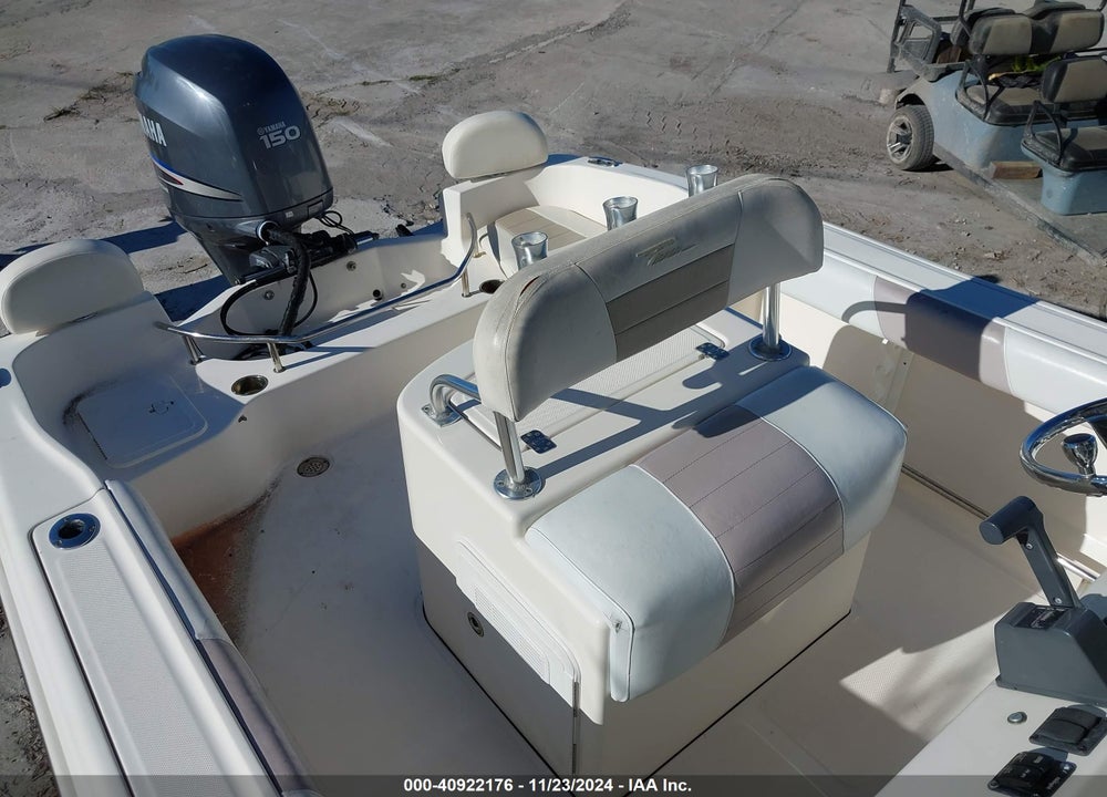 2011 PIONEER OTHER VIN: FVZC1557E011