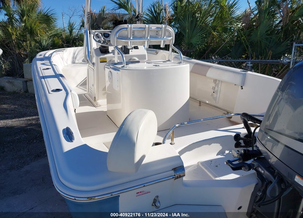 2011 PIONEER OTHER VIN: FVZC1557E011