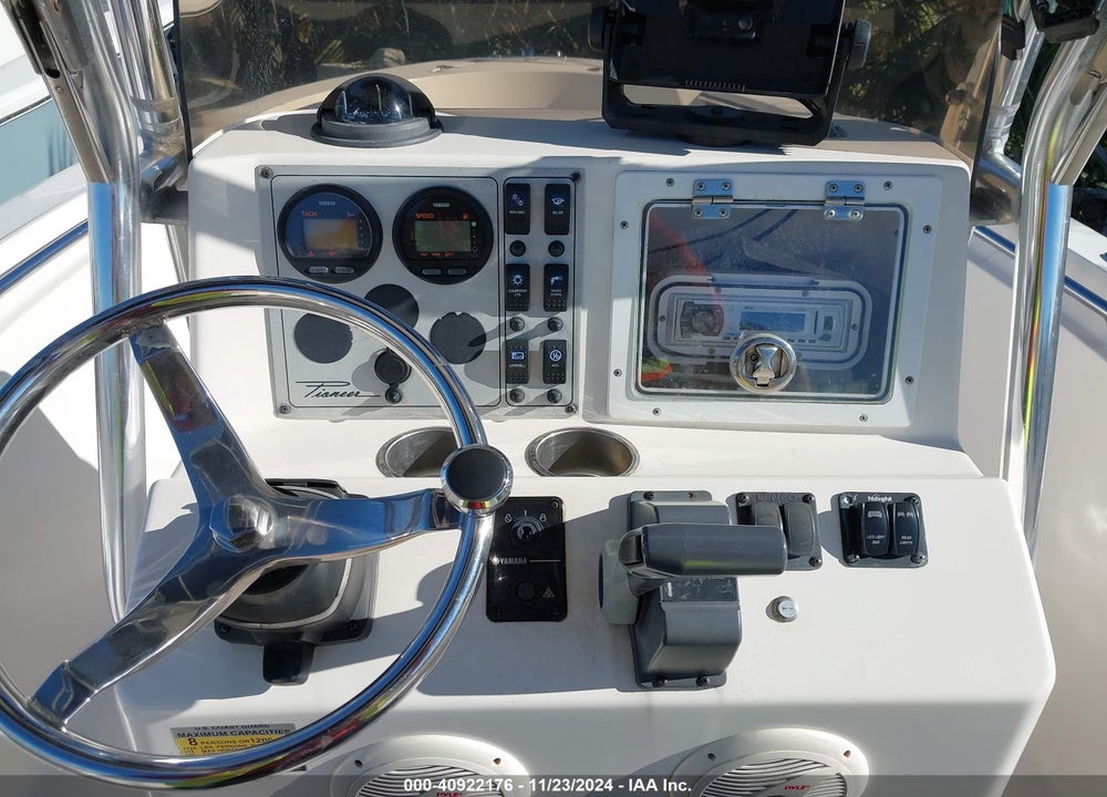 2011 PIONEER OTHER VIN: FVZC1557E011