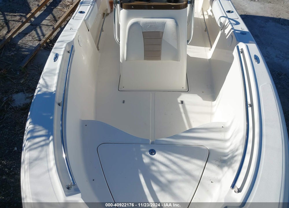 2011 PIONEER OTHER VIN: FVZC1557E011