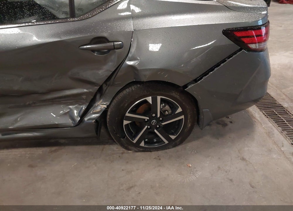 2024 NISSAN SENTRA SV XTRONIC CVT VIN: 3N1AB8CV9RY338636