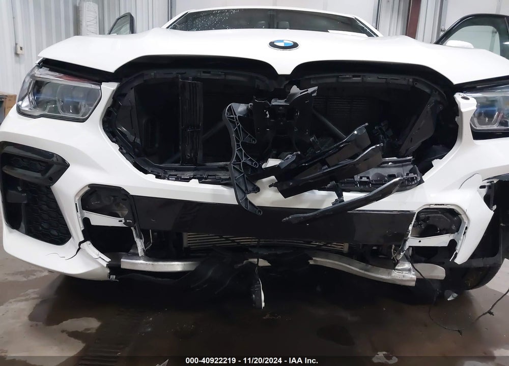 2022 BMW X6 XDRIVE40I VIN: 5UXCY6C09N9K31324