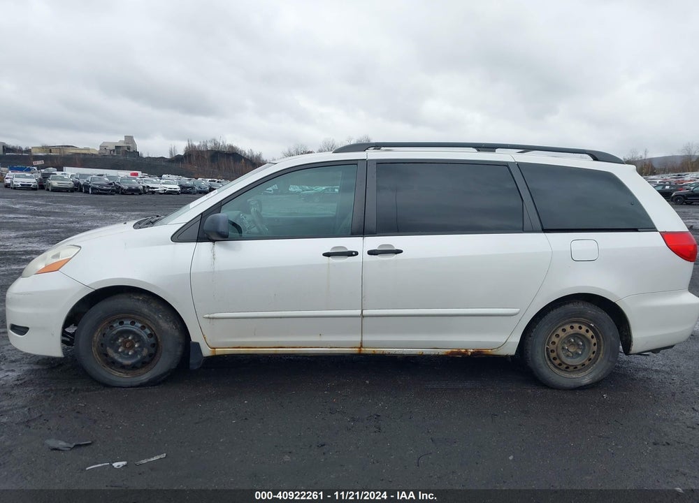 2007 TOYOTA SIENNA CE VIN: 5TDZK29C07S004390