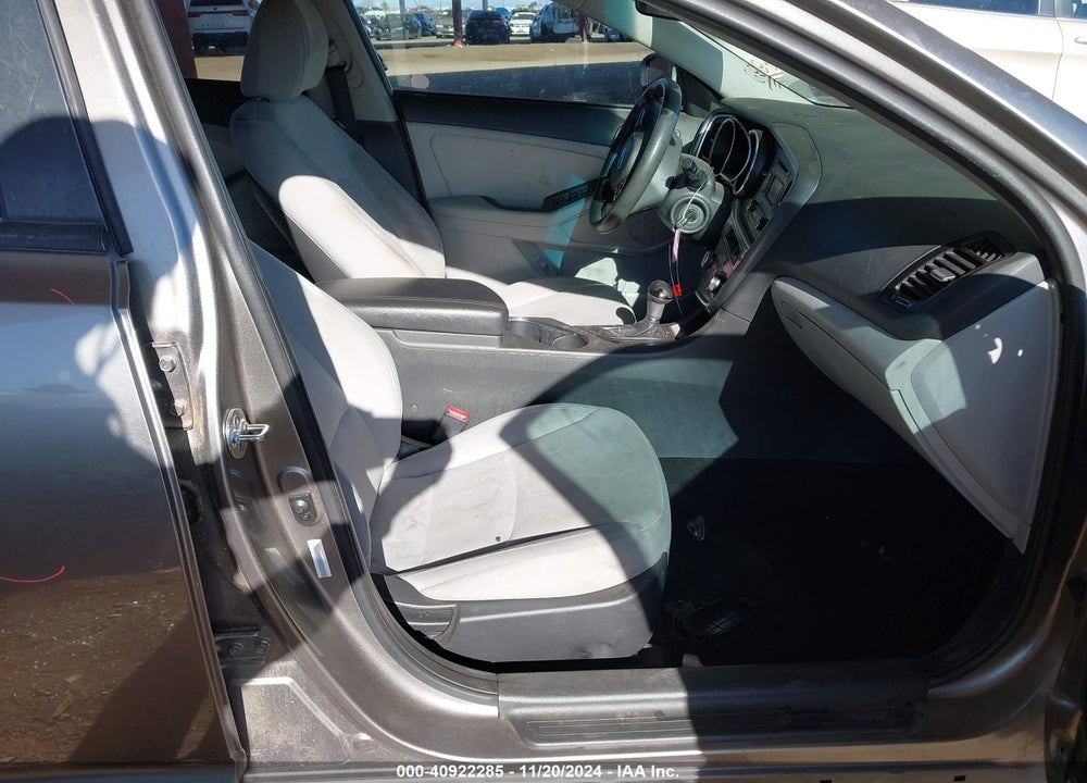 2015 KIA OPTIMA LX VIN: 5XXGM4A76FG363626