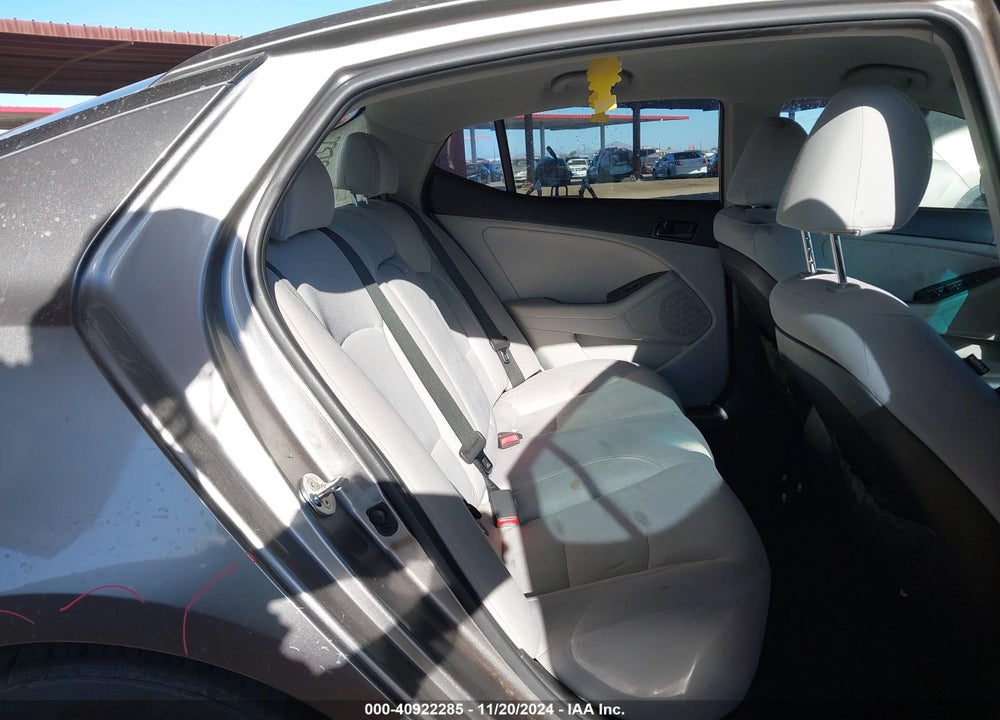 2015 KIA OPTIMA LX VIN: 5XXGM4A76FG363626