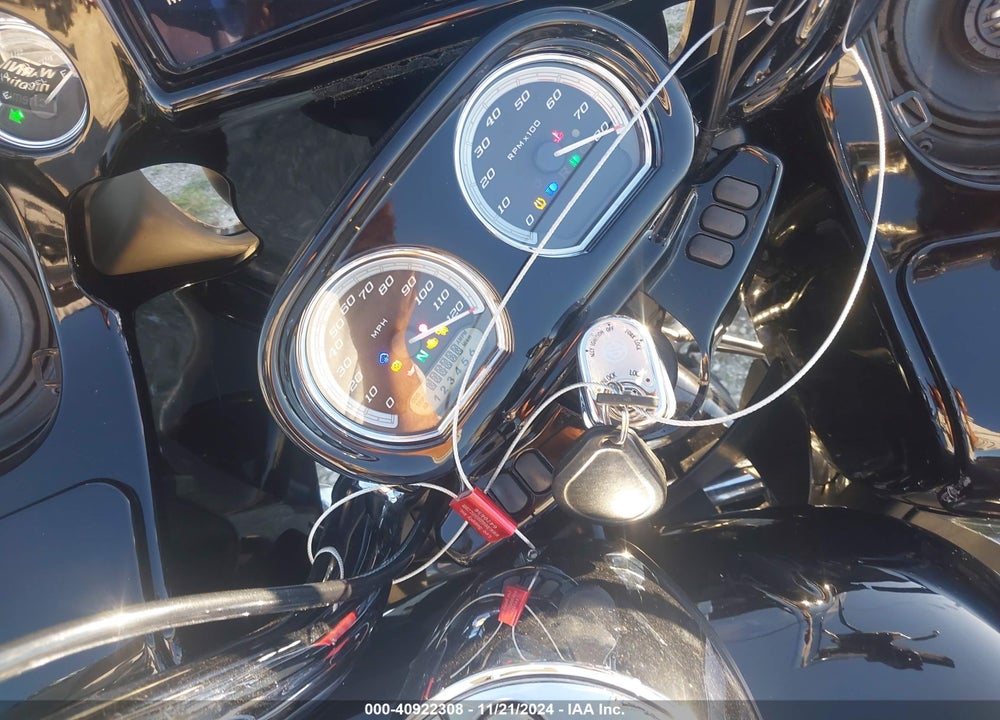 2022 HARLEY-DAVIDSON FLTRK VIN: 1HD1KZF19NB672524