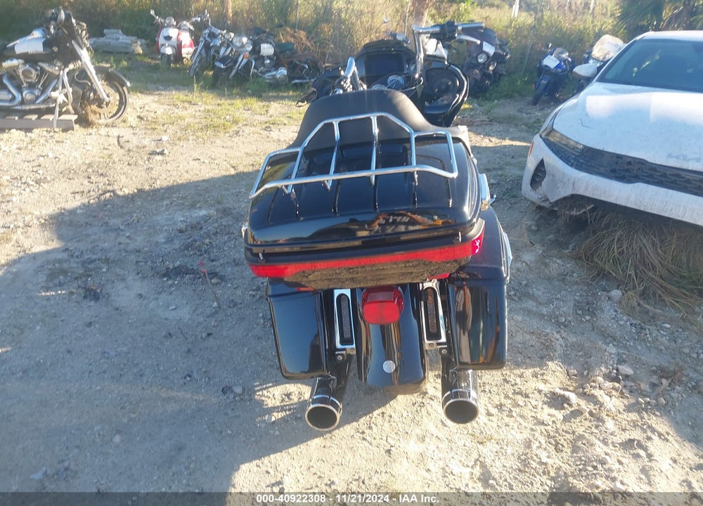 2022 HARLEY-DAVIDSON FLTRK VIN: 1HD1KZF19NB672524