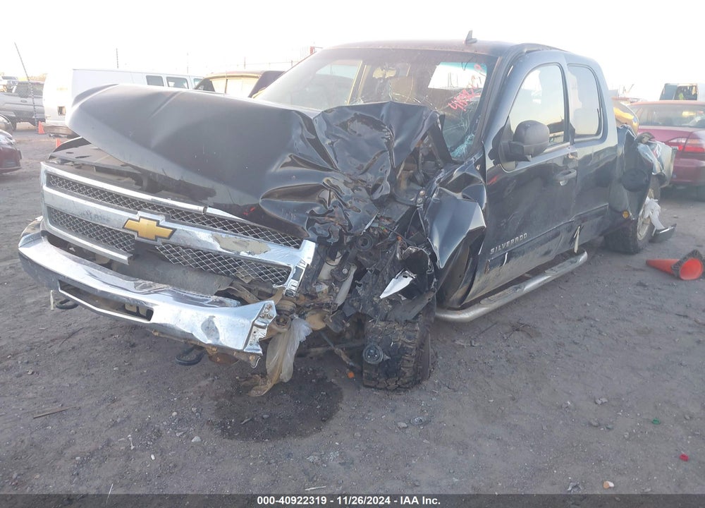 2013 CHEVROLET SILVERADO 1500 LT VIN: 1GCRKSE77DZ414266
