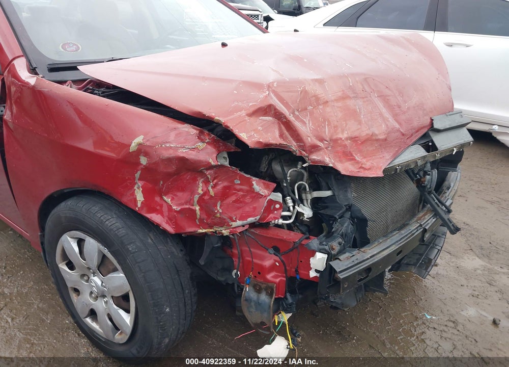 2008 HYUNDAI ELANTRA GLS/SE VIN: KMHDU46D18U424892