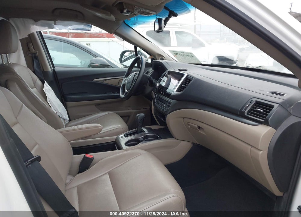 2017 HONDA PILOT EX-L VIN: 5FNYF5H59HB036023