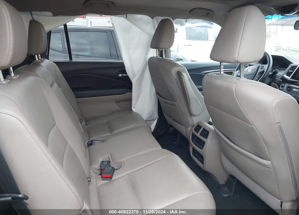 2017 HONDA PILOT EX-L VIN: 5FNYF5H59HB036023