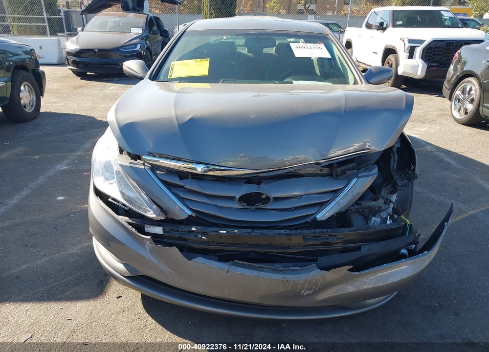 2013 HYUNDAI SONATA VIN: 5NPEB4AC1DH743839