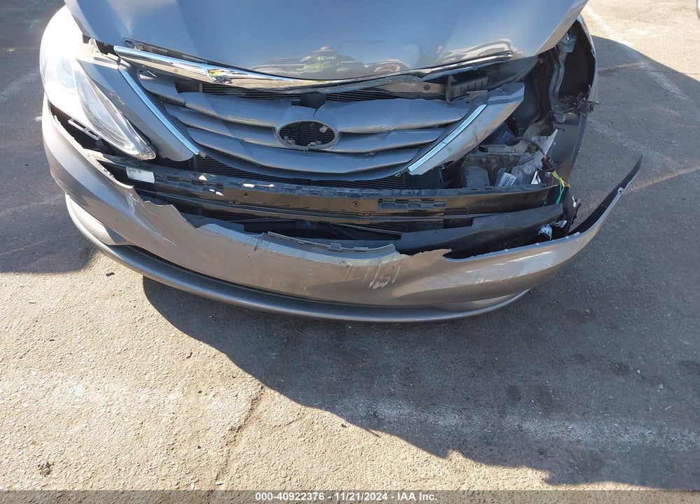 2013 HYUNDAI SONATA VIN: 5NPEB4AC1DH743839