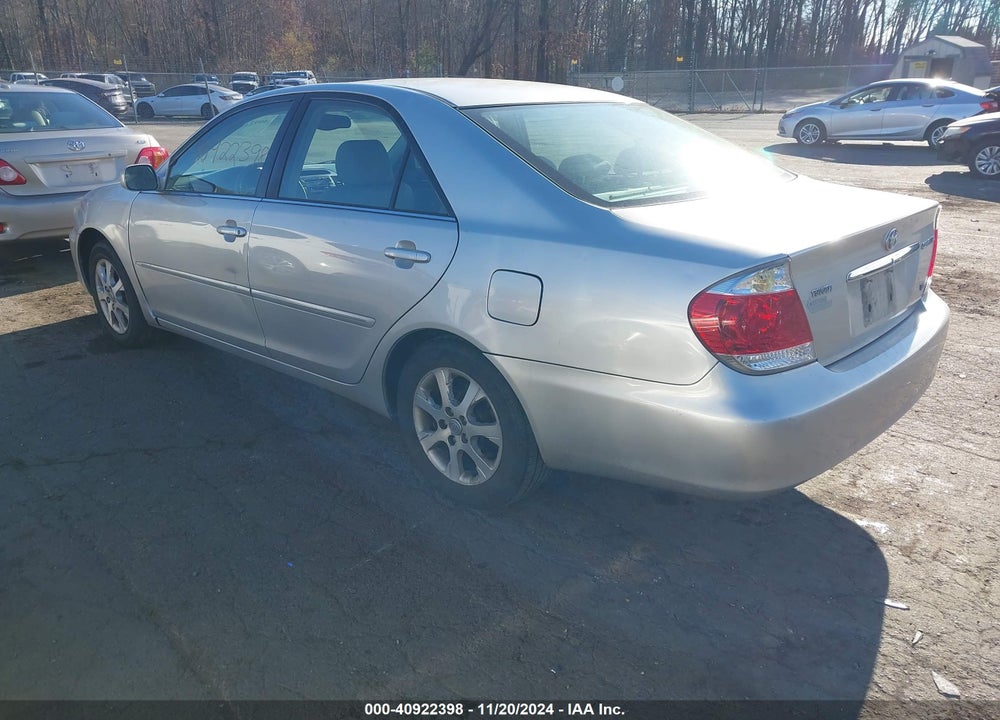 2005 TOYOTA CAMRY XLE V6 VIN: 4T1BF30K65U606473