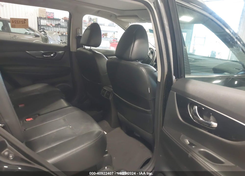 2016 NISSAN ROGUE SL VIN: 5N1AT2MV1GC777062