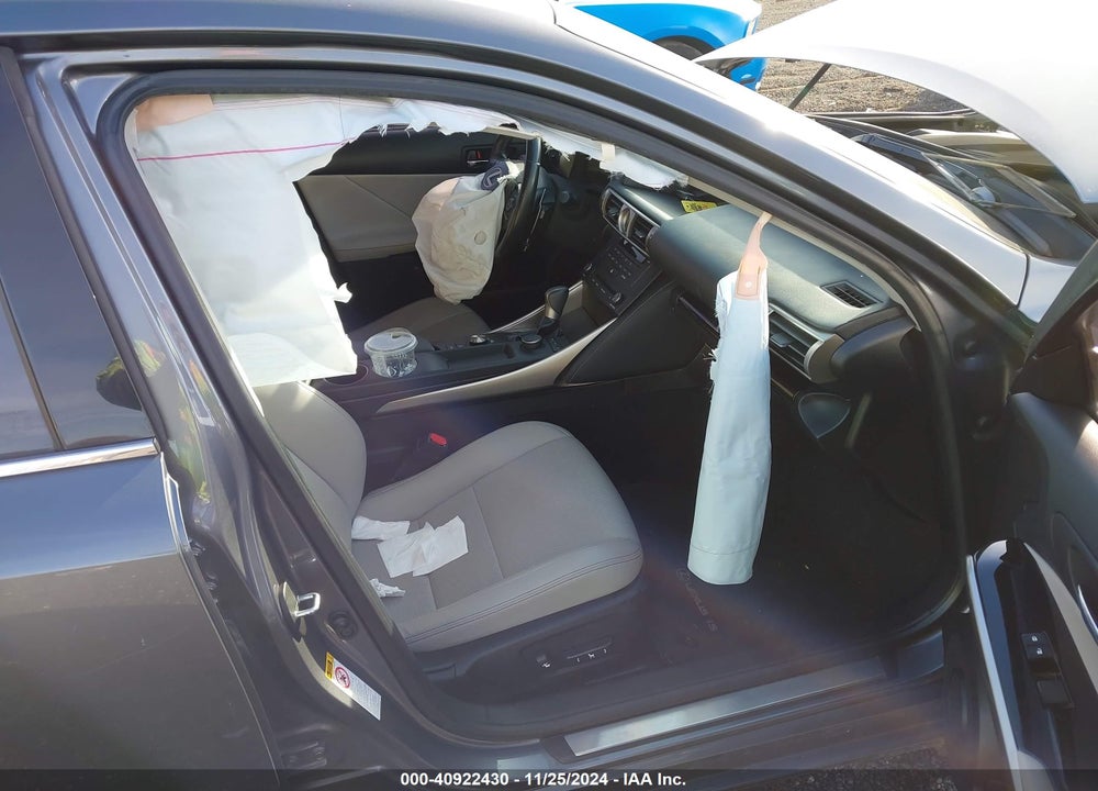 2015 LEXUS IS 250 VIN: JTHBF1D20F5082041