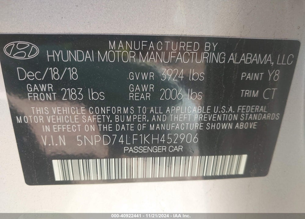 2019 HYUNDAI ELANTRA VIN: 5NPD74LF1KH452906