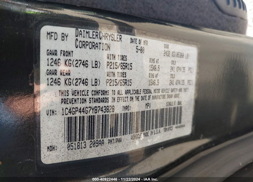 2000 CHRYSLER TOWN & COUNTRY LX VIN: 1C4GP44G7YB743828