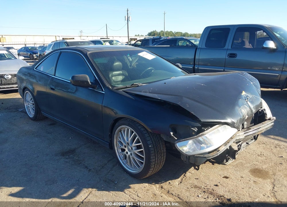 2000 HONDA ACCORD 3.0 EX VIN: 1HGCG2252YA037006