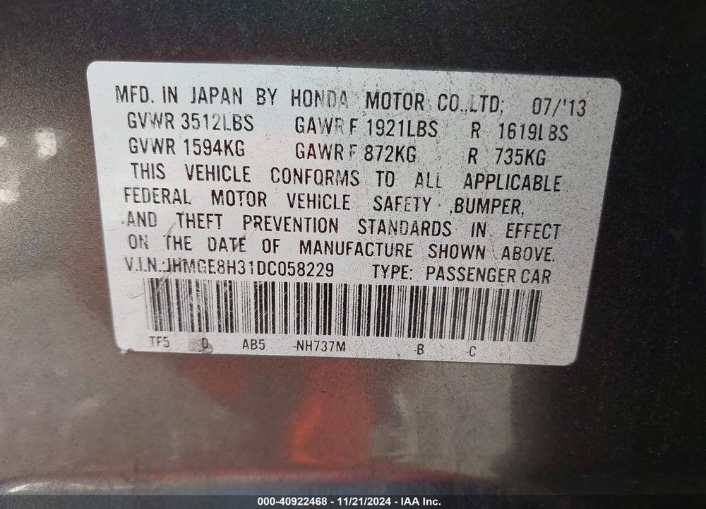 2013 HONDA FIT VIN: JHMGE8H31DC058229