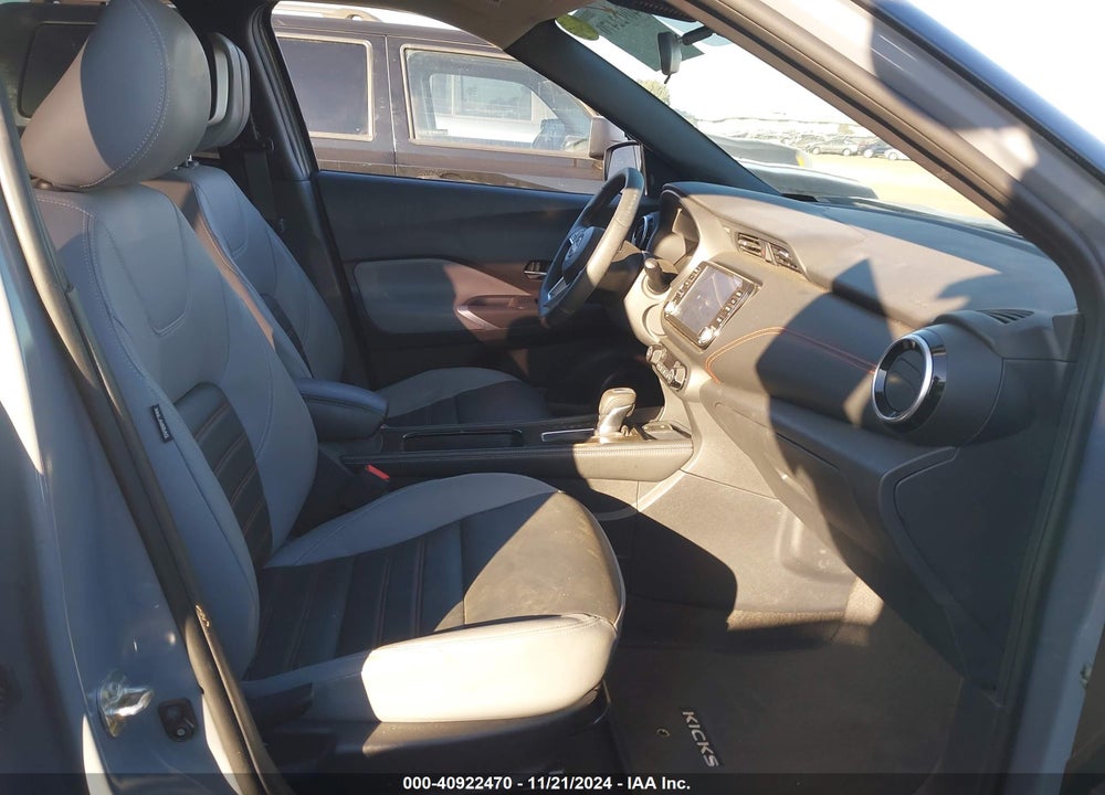 2023 NISSAN KICKS SR XTRONIC CVT VIN: 3N1CP5DV8PL533385