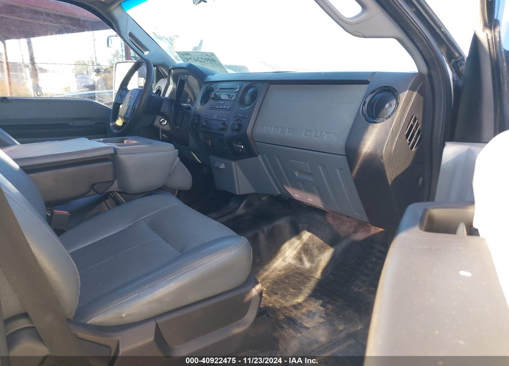 2015 FORD F-250 XL VIN: 1FT7W2B64FEB77267