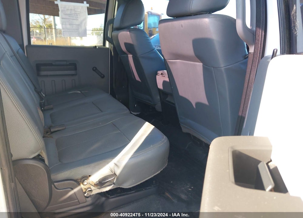 2015 FORD F-250 XL VIN: 1FT7W2B64FEB77267