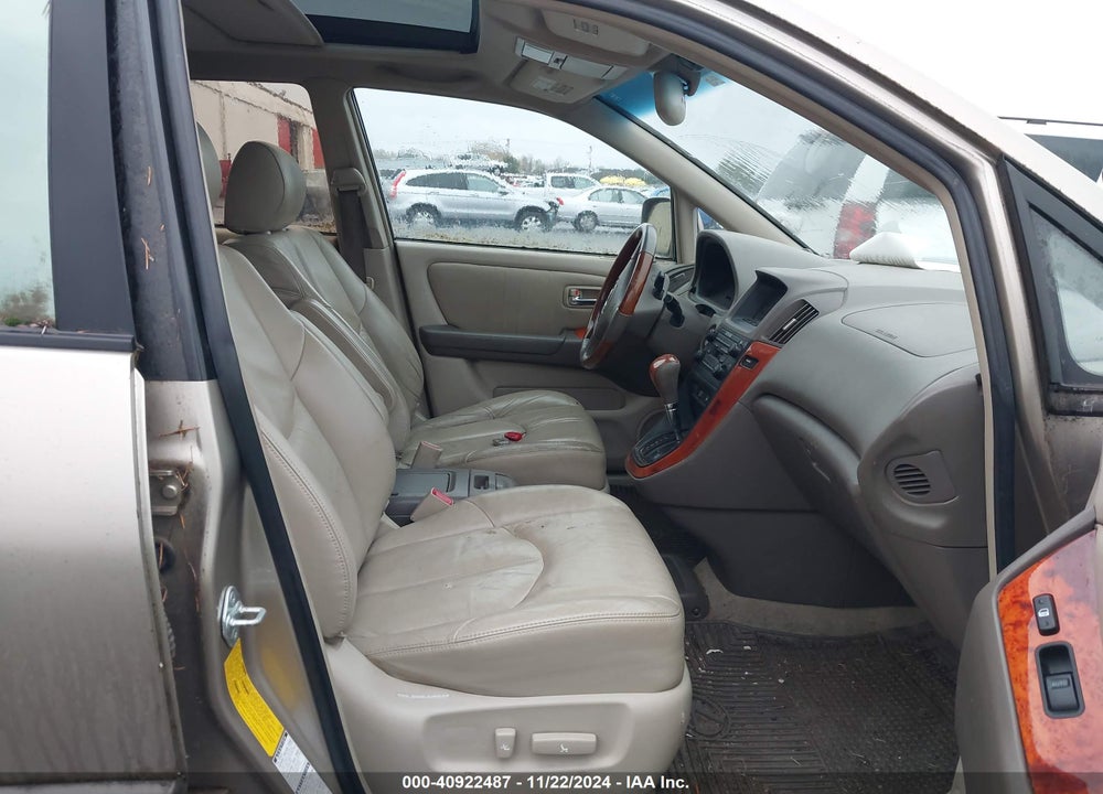 2001 LEXUS RX 300 VIN: JTJHF10U710211186