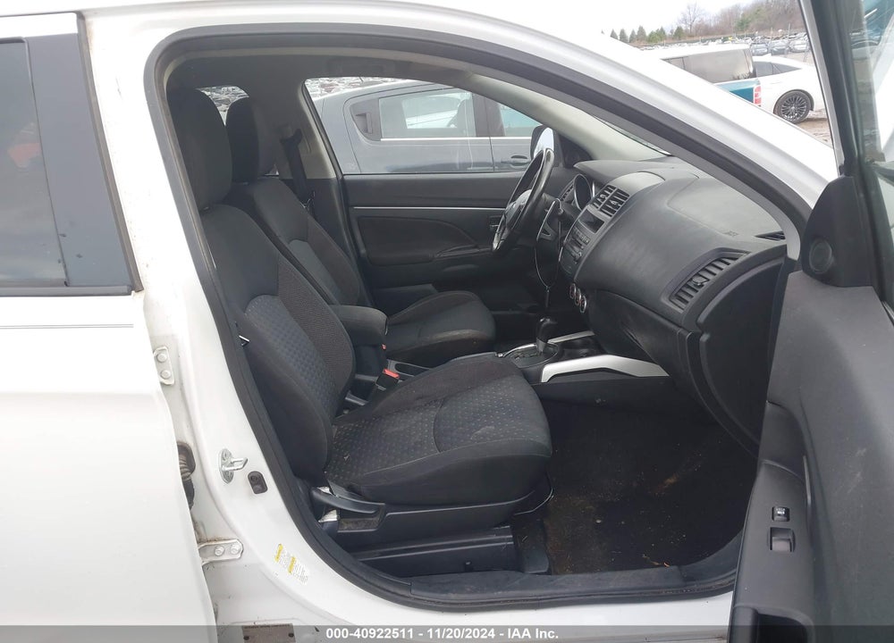 2011 MITSUBISHI OUTLANDER SPORT SE VIN: JA4AR4AU5BZ016402