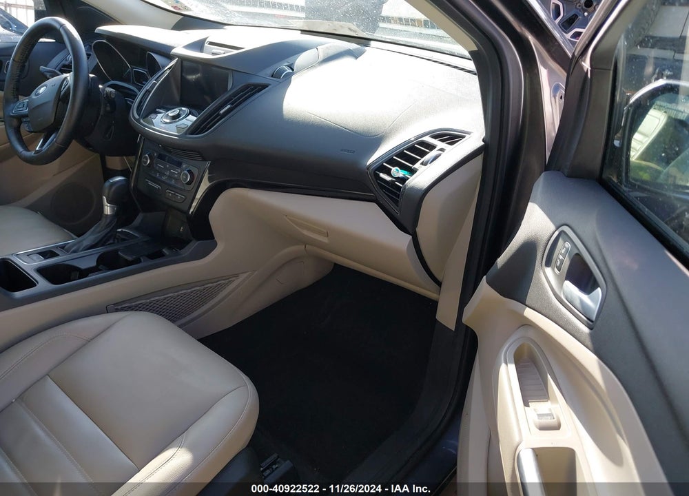 2017 FORD ESCAPE TITANIUM VIN: 1FMCU0J97HUB62142