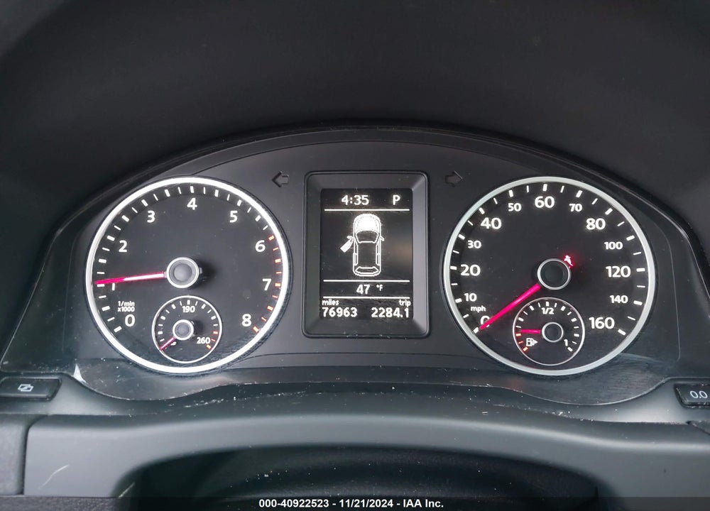 2011 VOLKSWAGEN TIGUAN SEL VIN: WVGBV7AX7BW559541