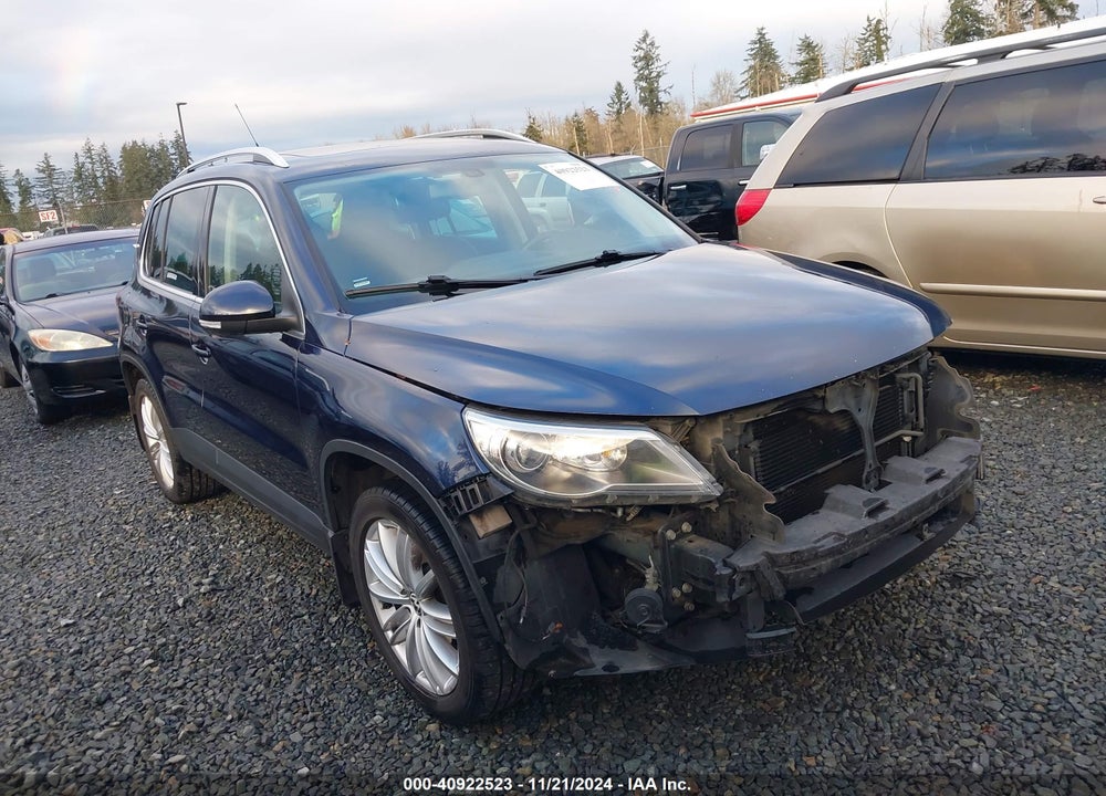 2011 VOLKSWAGEN TIGUAN SEL VIN: WVGBV7AX7BW559541
