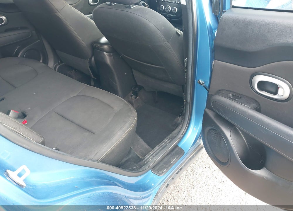 2016 KIA SOUL VIN: KNDJP3A52G7377863