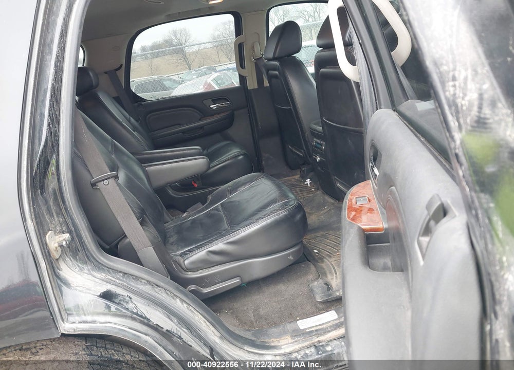 2009 CADILLAC ESCALADE STANDARD VIN: 1GYFK23229R184017